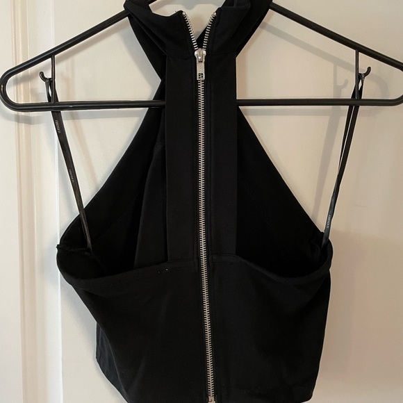 Crop top - Picture 3 of 4